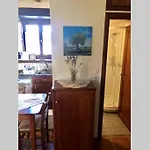 Periklis Anavriti. Apartamento