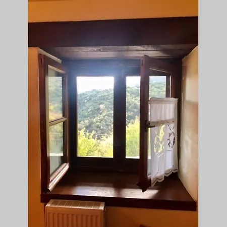 Periklis Anavriti. * Szpárti