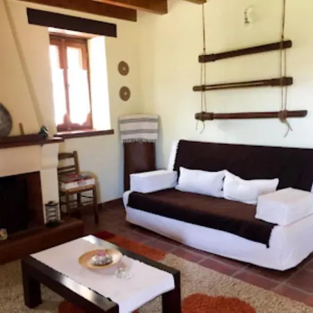 Periklis Anavriti. * Sparta