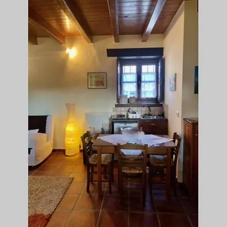 Periklis Anavriti. *